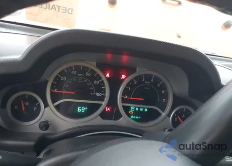 2010 Jeep Wrangler Unlimited Rubicon from USA, damaged, VIN 1J4BA6H10AL180483